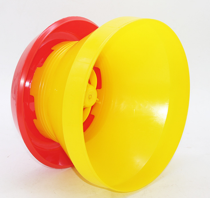 Alimentatore e bevitore di pollame in PP bianco Abbeveratoi e alimentatori automatici di pollo 2